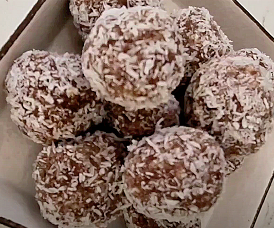 4 Ingredients Energy Balls