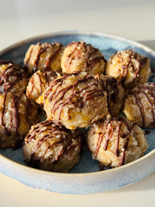 Easy 2-Ingredient Coconut Macaroons (No Sugar Added)